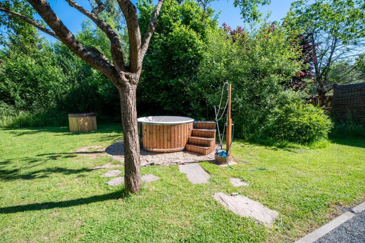 Glaadter Huette Vila Junkerath Exterior foto